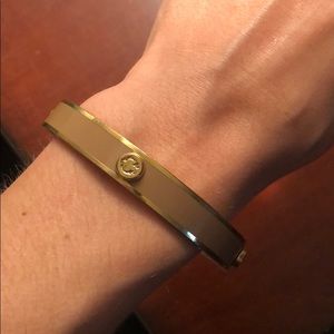 C wonder bangle